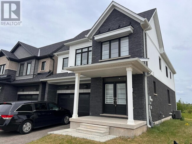 Photo - 188 Aviron Cres