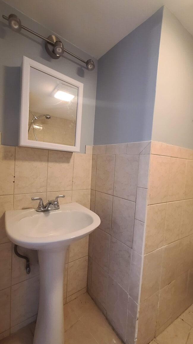 Photo - 6206 Newkirk Ave