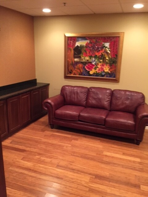 Waiting Room - 191 Presidential Blvd