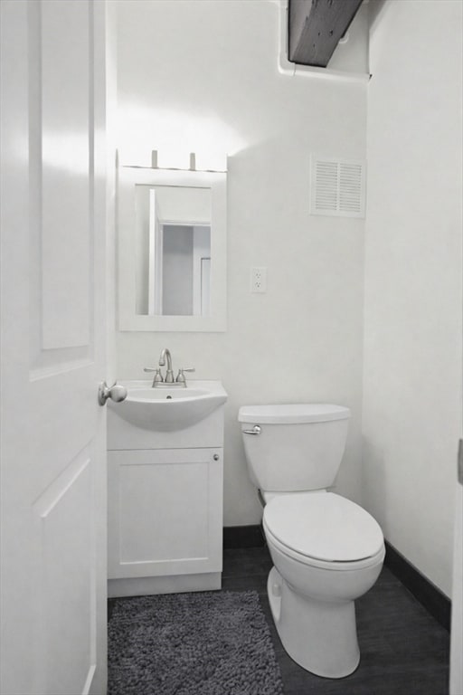 Photo - 12 Stoneholm St Unit 608