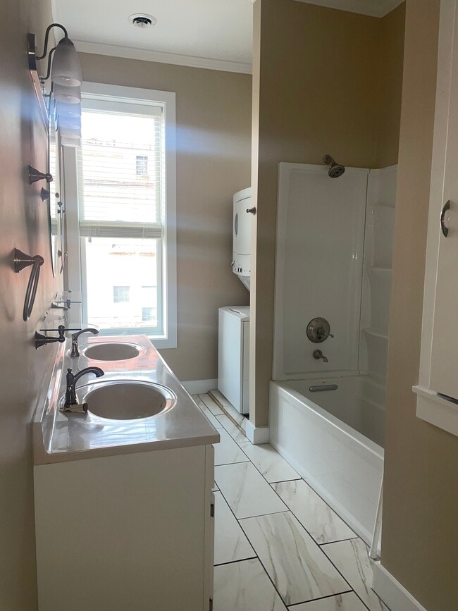 Photo - 48 Castle St Unit 3a