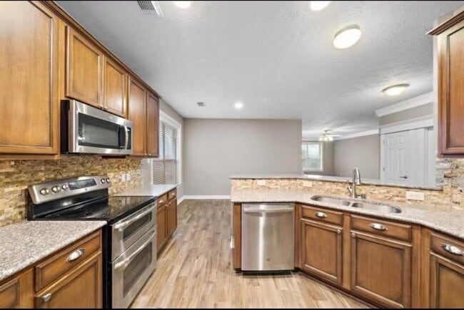 Photo - 17923 Serene Shore Dr