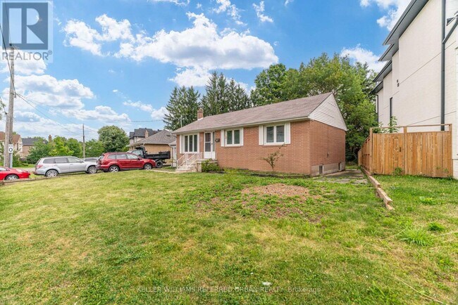 Photo - 163 Newton Dr