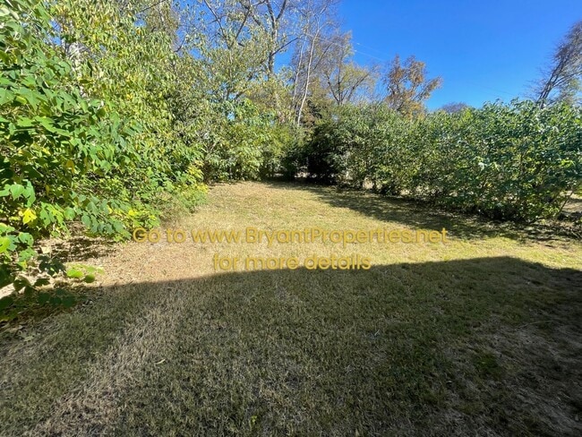 Photo - 1313 Meridian St Unit B