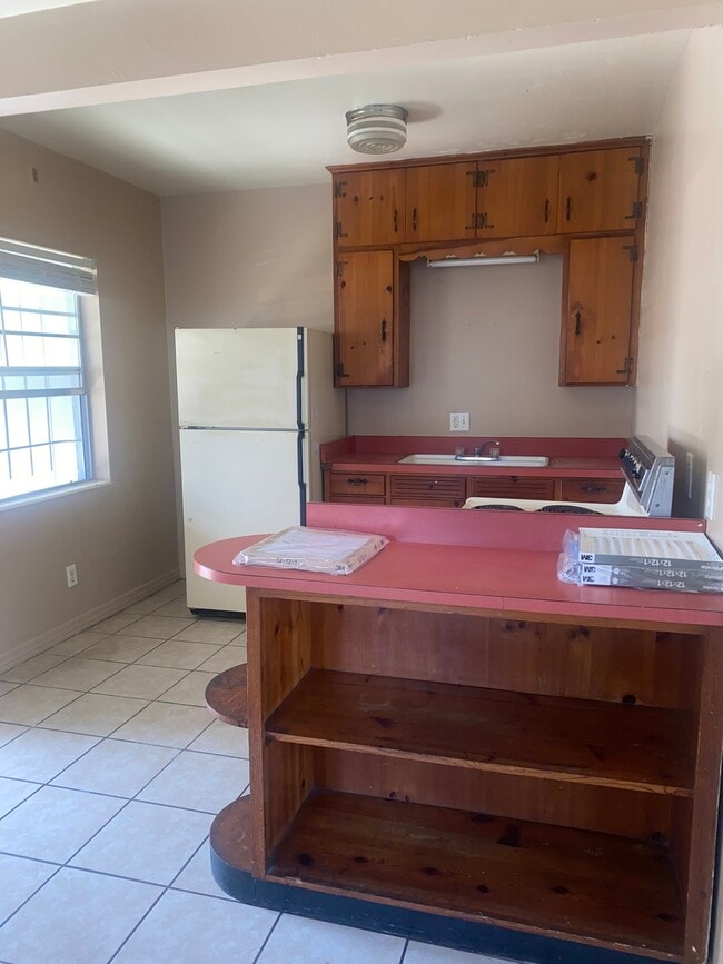 Photo - 1845 Orangewood Ave SW