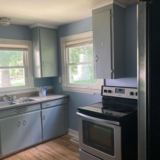 Photo - 2710 Lindsey Dr