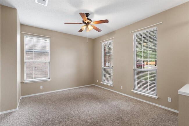 Photo - 16303 Ascent Cove