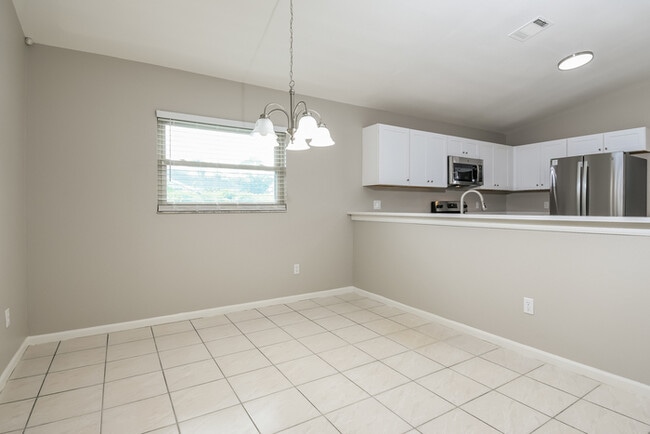 Photo - 2902 Woolridge Dr