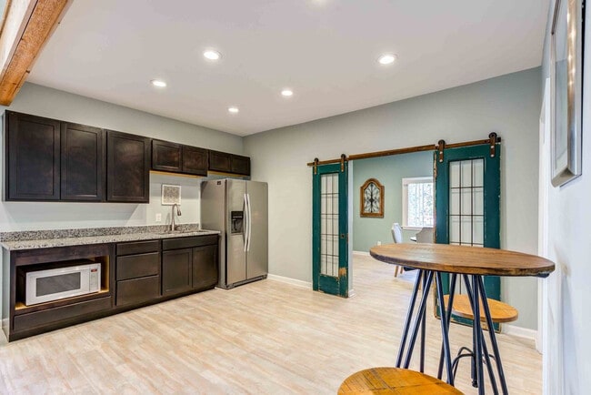 Photo - Auburn Place Apartments