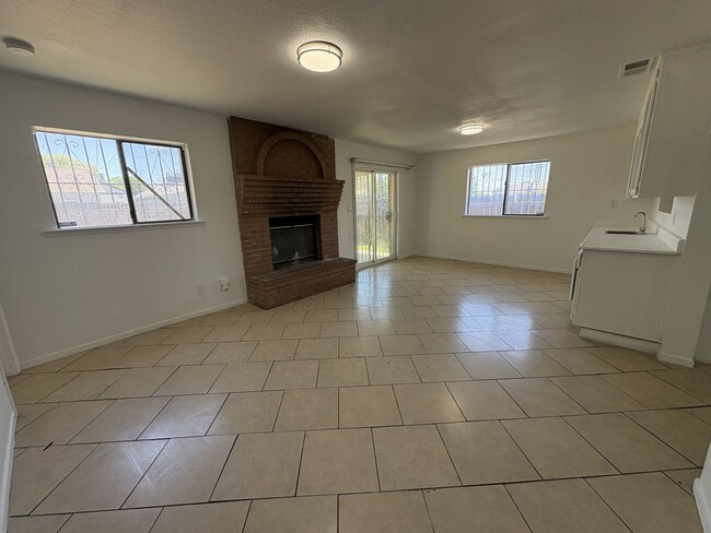 Photo - Large Living Area, rear yard has RV Access!