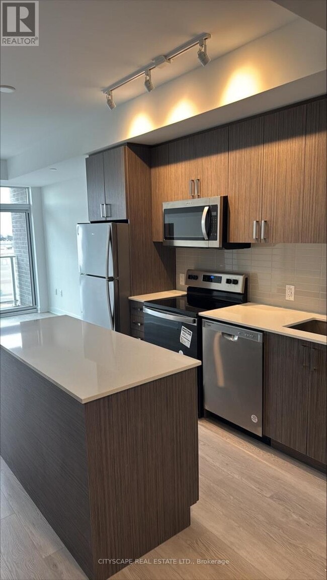 Photo - 2782 Barton St E Unit 608