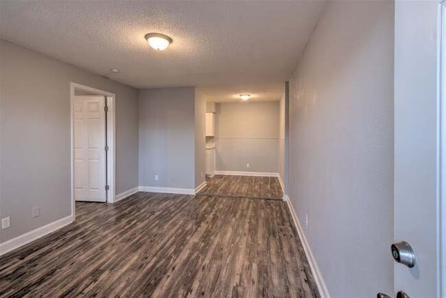 Photo - 1433 Court Ave
