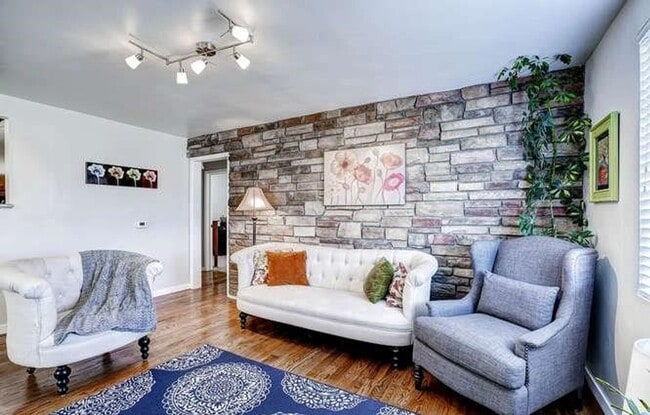 Photo - Fabulous 3 Bed (+ 1 non conforming) / 2 bath SFH in the Montclair Neighborhood