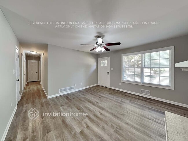 Photo - 182 Old Mill Way SW