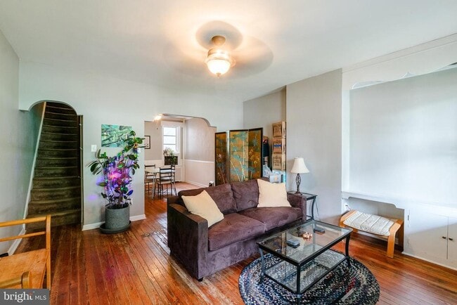 Building Photo - 456 Lyceum Ave Rental