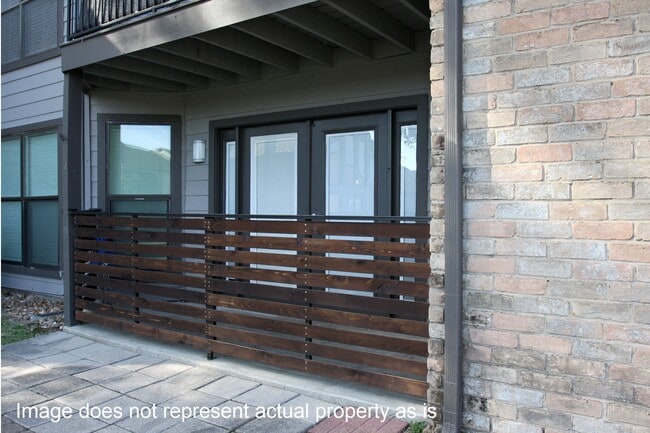 Photo - 1902 Place Rebecca Ln