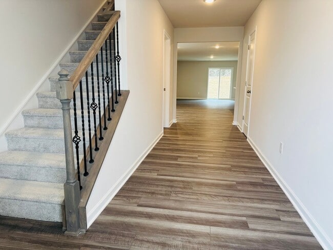 Photo - Move In Ready 5BR/2.5BA Home located near UNCC!