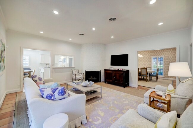 Photo - 6159 Doliver Dr