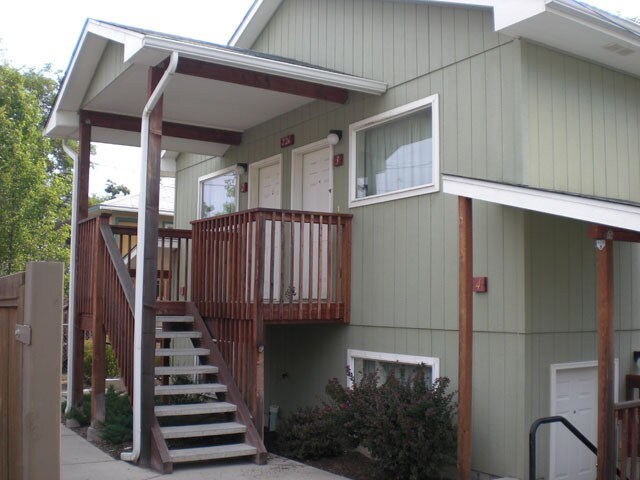 Photo - 226 W 2nd St