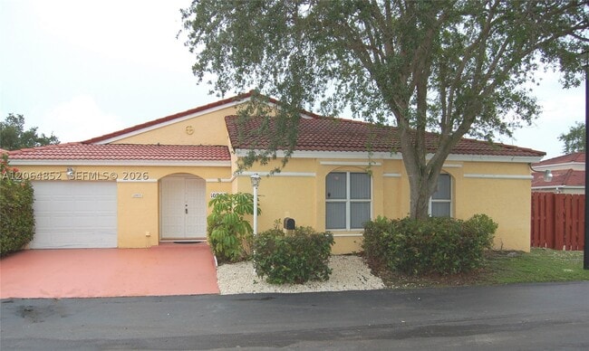 Building Photo - 10957 SW 73rd St