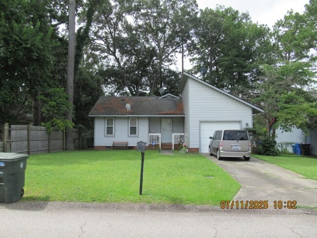 Building Photo - 7307 Bass Dr