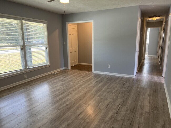 Photo - 1116 Strickland Bridge Rd