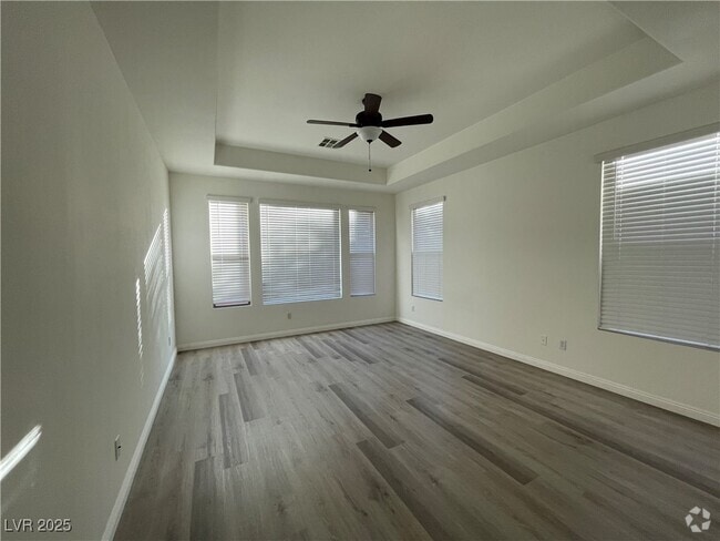 Building Photo - 10515 Foggy Glen Ave Rental
