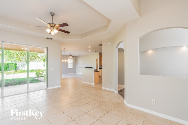 Photo - 2081 Nuremberg Blvd