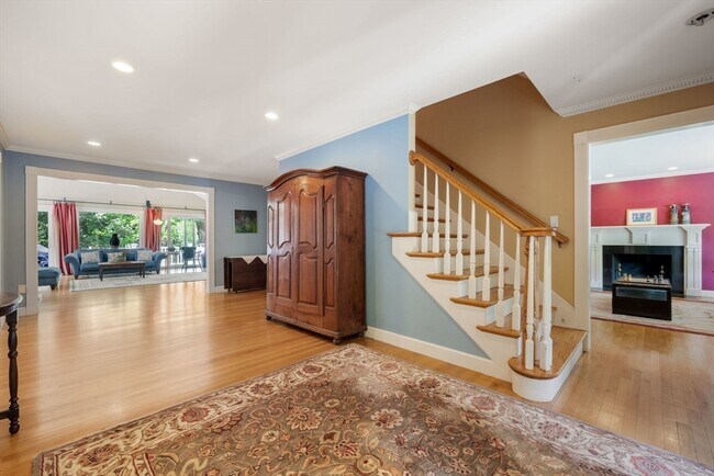 230 Follen Rd