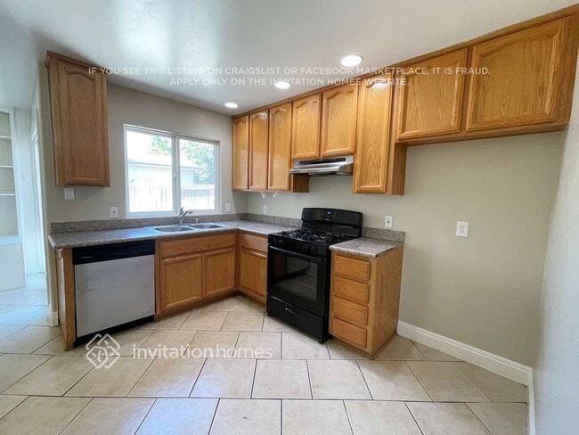 Photo - 4430 Bollenbacher Ave