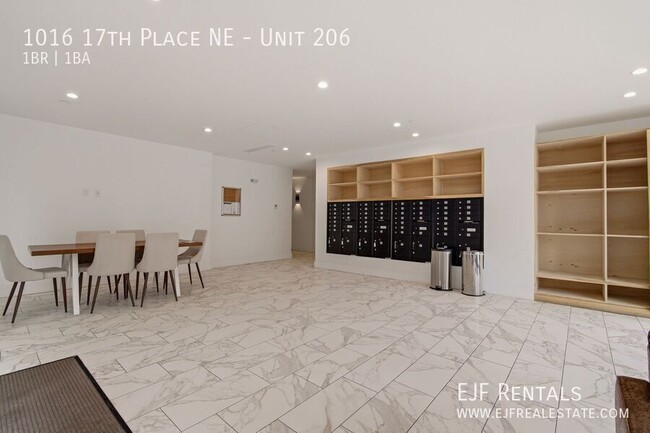 Photo - 1016 17th Pl NE Unidad 206