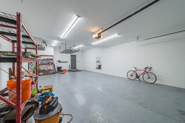 Photo - 2325 1st Ave S