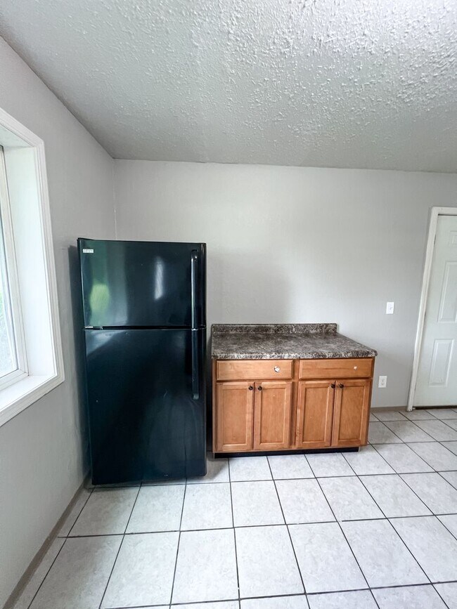 104 1st Ave NE Unidad B