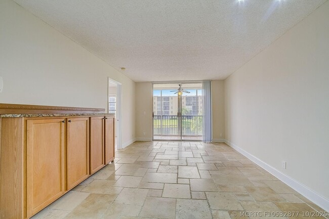 Building Photo - 7940 NW 50th St Unit 203