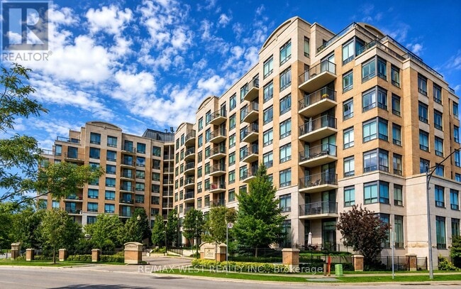 Photo - 16 Dallimore Cir Unit 707