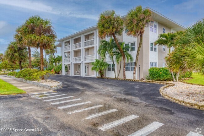 Building Photo - 1273 Jimmy Buffett Mem Hwy Unit 304 Rental