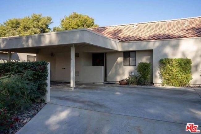 Photo - 77116 Pauma Valley Way