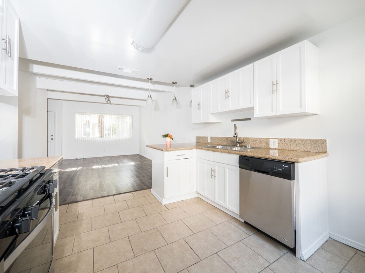 Photo - 11730-11846 Culver Blvd