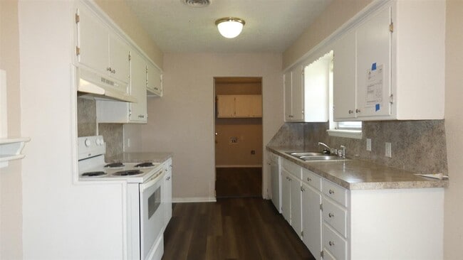 Photo - 2205 NW 46th St