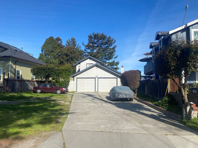 Photo - 127 Lennox St Apartamento Unidad 127 Lennox Street-B