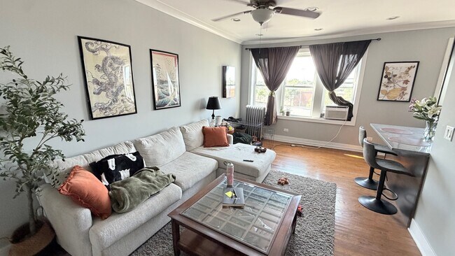 3153 W Augusta Blvd Unidad 3A