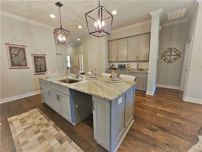 Photo - New 3 bed 2 bath Condo in Windsor Village!