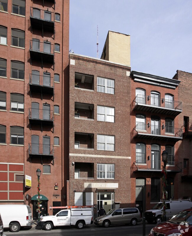 Photo - 1215 Sansom St Apartments