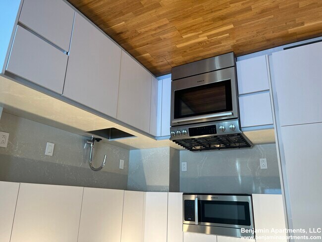 Photo - 1410 Columbia Rd Unit 6G