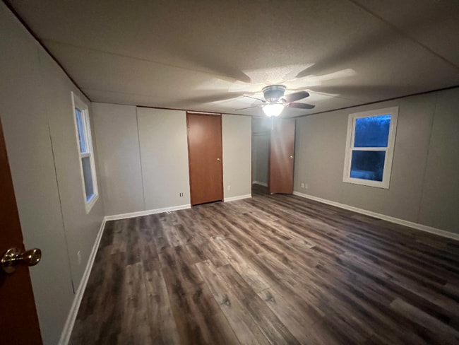 Photo - 750 Coaling Rd