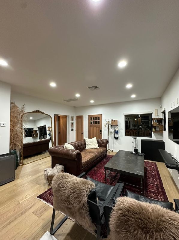 Photo - 5125 Rockland Ave