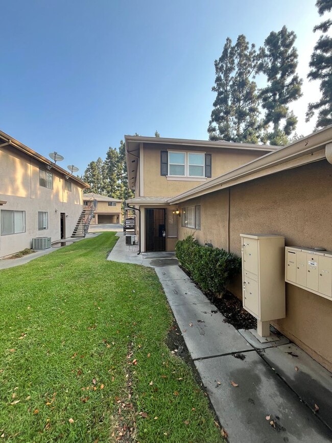 Photo - Spacious 2 Bedroom Condo/ Nicely Renovated in Azusa Unit 2