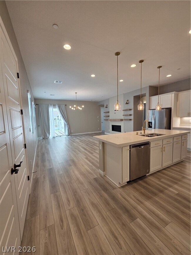 Photo - 8705 Marcana St