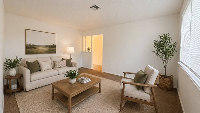 Photo - 725 Howard Ct