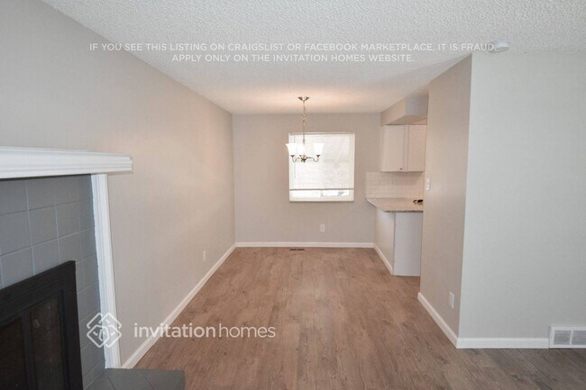 6341 W 109th Pl